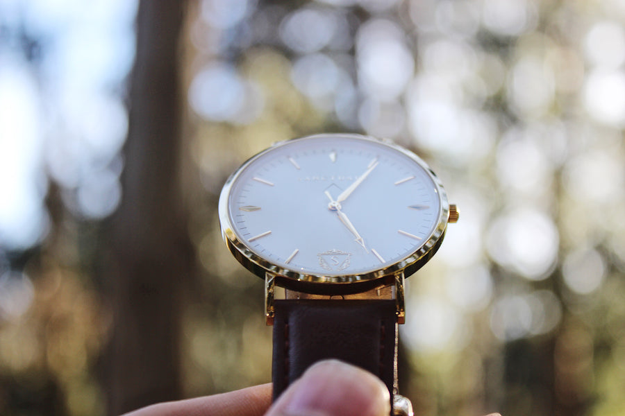 The Classic Millennium / Gold & White Minimal Watch