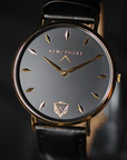 The Grandeur / Black & Gold Minimal Watch